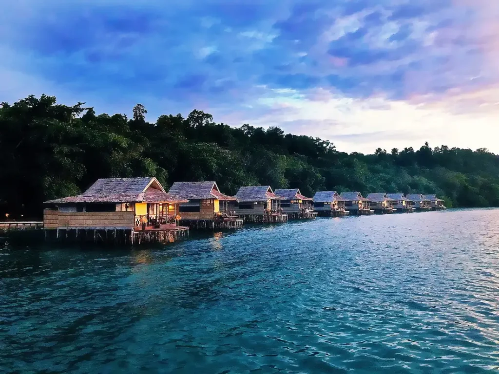 Overwater eco resort, Raja Ampat